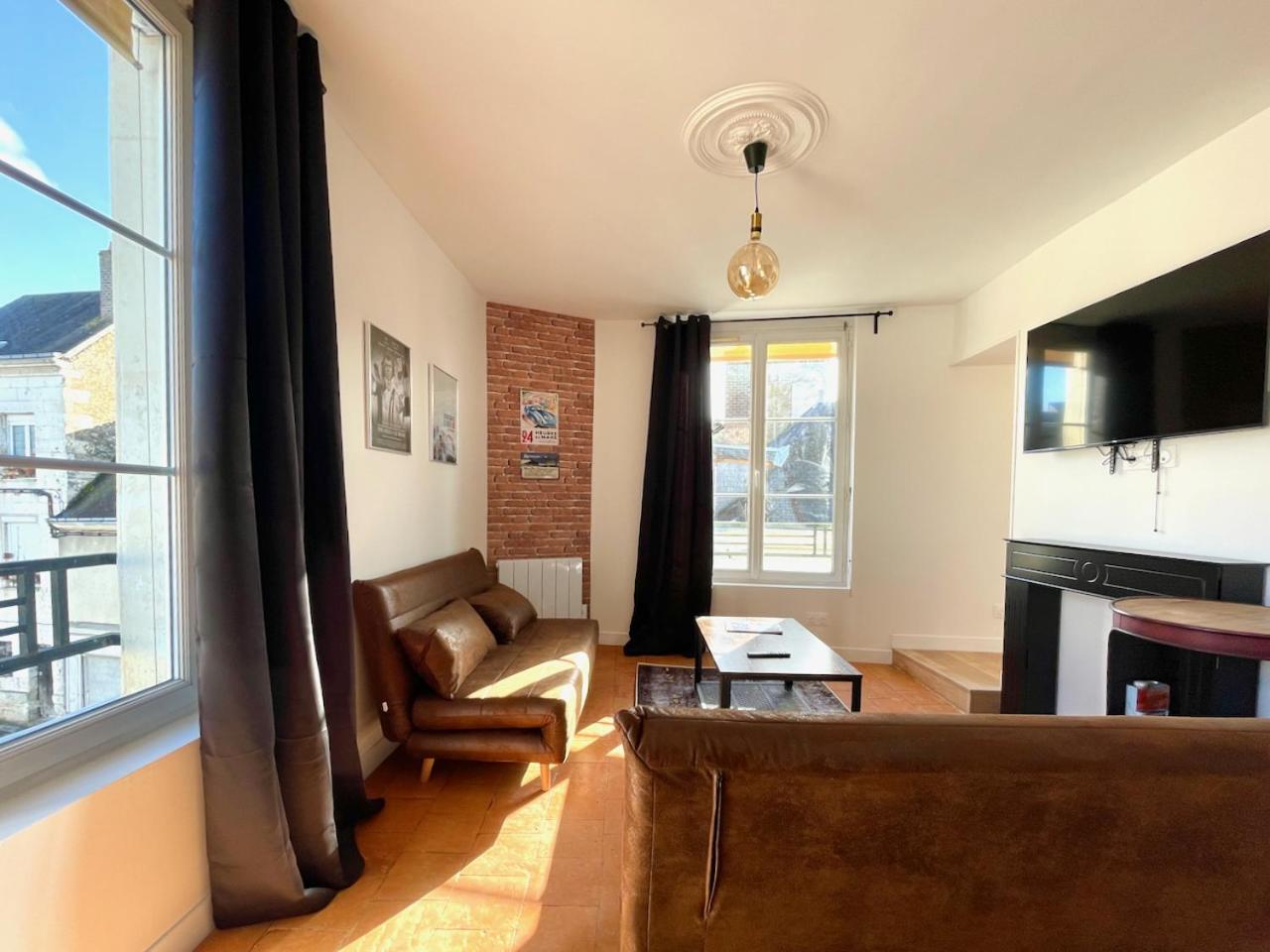 Legendes De La Piste - Sonights Apartment Chateau-du-Loir Bagian luar foto